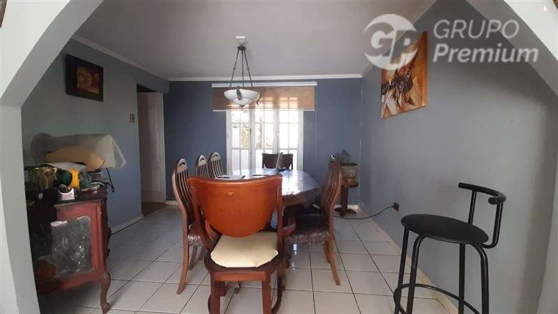 Hermosa Casa en venta de 4 dorm. en Algarrobo
