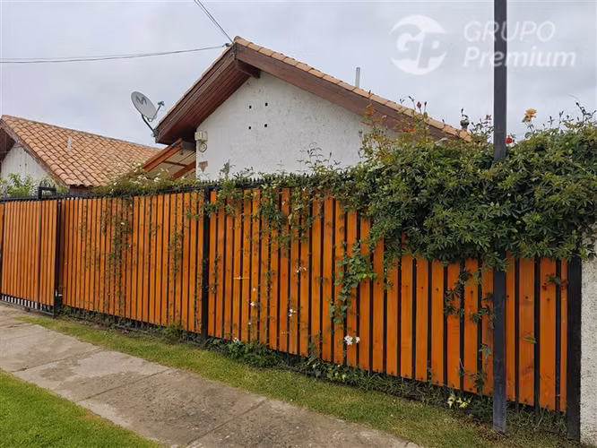 Casa en venta de 3 dorm. en Limache - Imagen 2
