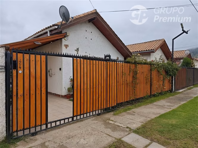 Casa en venta de 3 dorm. en Limache