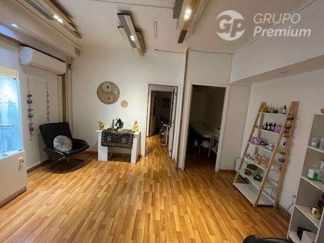 LOCAL COMERCIAL 102 M2 + TERRAZA + ESTACIONAMIENTO - Imagen 10