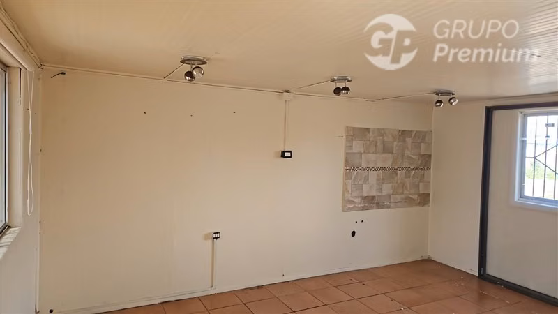 Terreno+oficina+garita en arriendo en el centro de Coronel