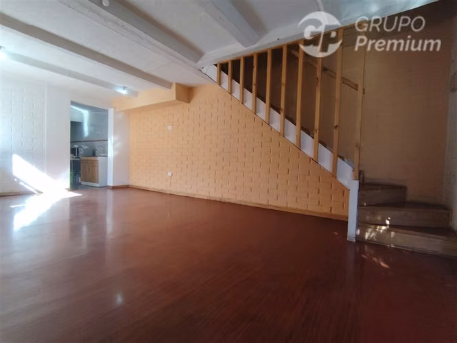 CASA CERCANA A METRO LOS LIBERTADORES HUECHURABA
