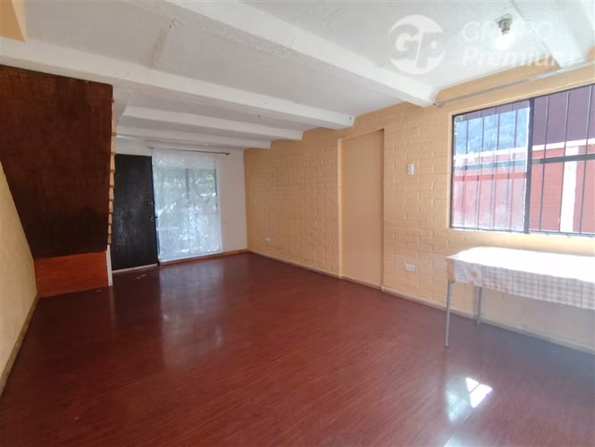CASA CERCANA A METRO LOS LIBERTADORES HUECHURABA