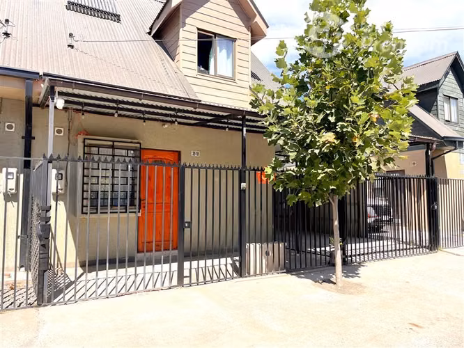 Vendo Casa Talca sector Bicentenario 3d/1b