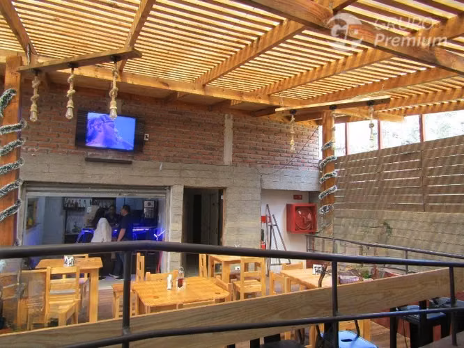 Se Vende Restaurant, 4 Locales Comerciales en Lolol