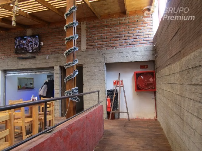Se Vende Restaurant, 4 Locales Comerciales en Lolol