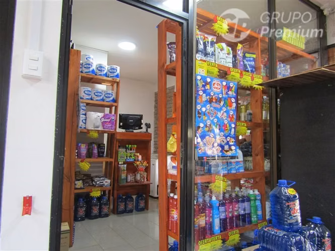 Se Vende Restaurant, 4 Locales Comerciales en Lolol