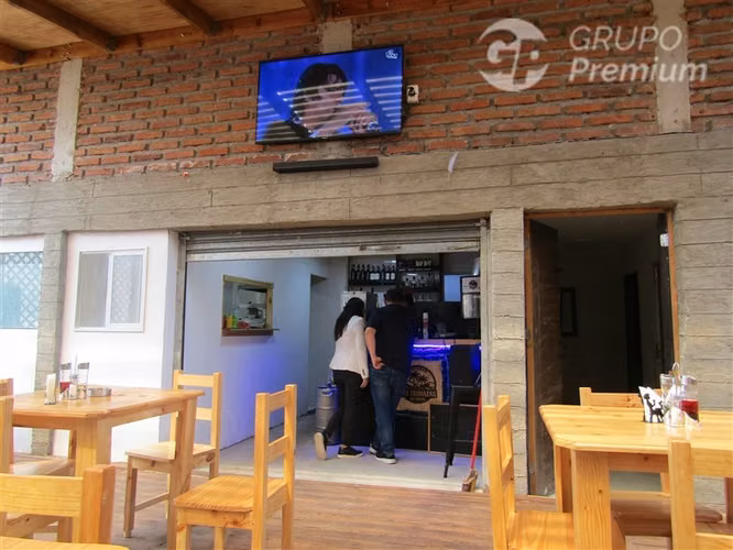 Se Vende Restaurant, 4 Locales Comerciales en Lolol