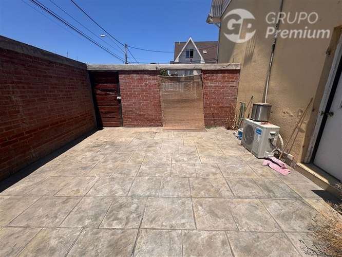 Casa en VENTA O ARRIENDO 4 dorm., 4 baños, 4 Estac. - Imagen 3