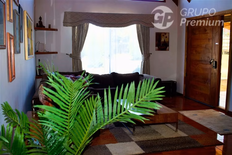 Parcela en venta en Cañete. 1ha y casa de 300m2