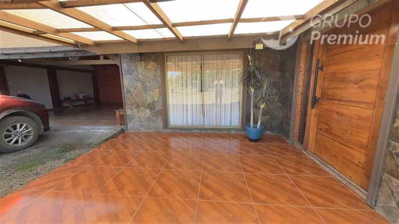 Parcela en venta en Cañete. 1ha y casa de 300m2