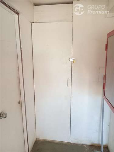 Depa en venta de 2 dormitorios y estacionamiento Santa Cruz