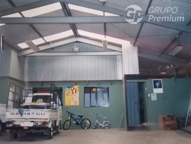 Galpón Comercial con Corriente Trifásica en La Serena