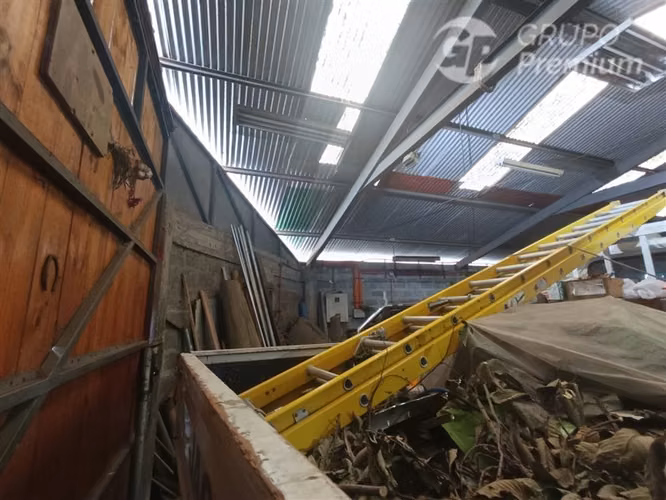 Galpón Comercial con Corriente Trifásica en La Serena