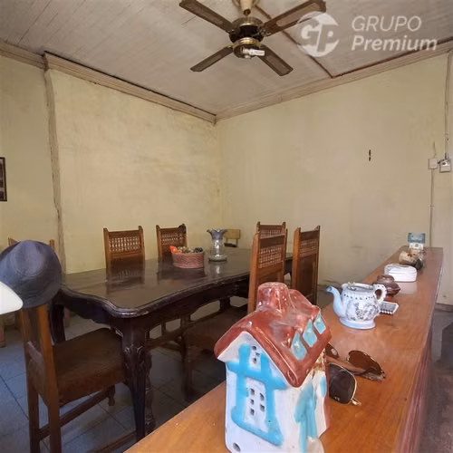 Venta de Casa en San Joaquín 4 dorm gran patio duro luminoso