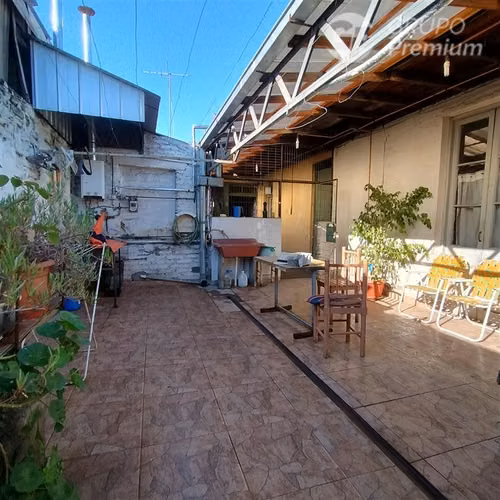 Venta de Casa en San Joaquín 4 dorm gran patio duro luminoso