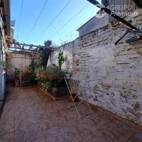 Venta de Casa en San Joaquín 4 dorm gran patio duro luminoso