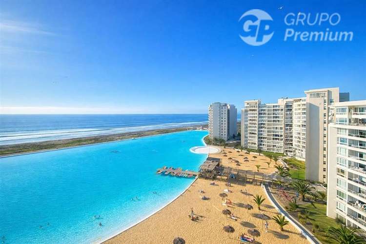 Amplio Dúplex amoblado en Laguna del Mar 2 Estacionamiento - Imagen 18
