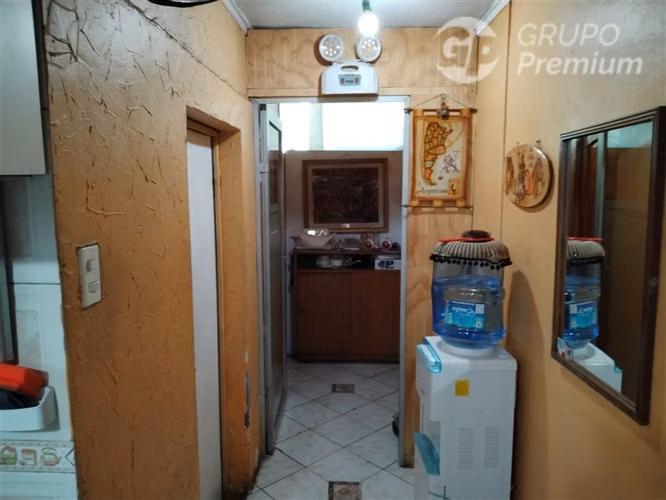 Casa en venta de 5 dorm. en La Cisterna