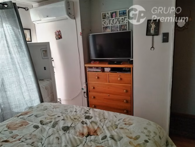 Casa en venta de 5 dorm. en La Cisterna