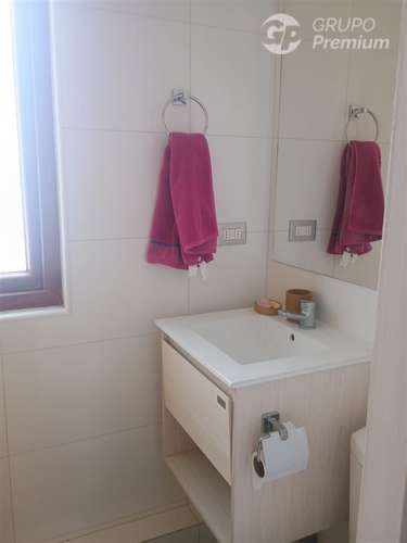 Moderna y Hermosa Casa en venta de 3 dorm. en Limache