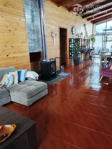 Hermosa Parcela con casa en condominio Río Bueno