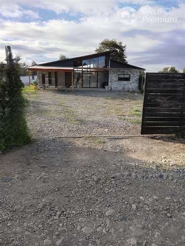 Hermosa Parcela con casa en condominio Río Bueno