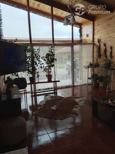 Hermosa Parcela con casa en condominio Río Bueno