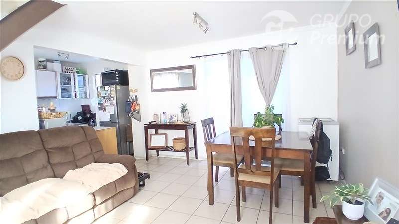 Casa en venta de 2 dorm. Alto Hospicio, excelente conexión
