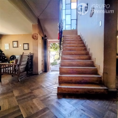 Ñuñoa: Gran Terreno 537m2, Casa Chalet, Precio Oportunidad