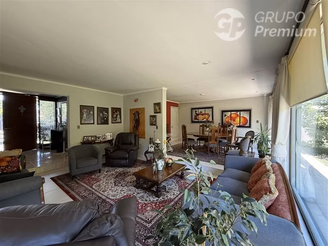 Venta-casa-Los Angeles-229/500Mt2-Condominio-hermosa-segura