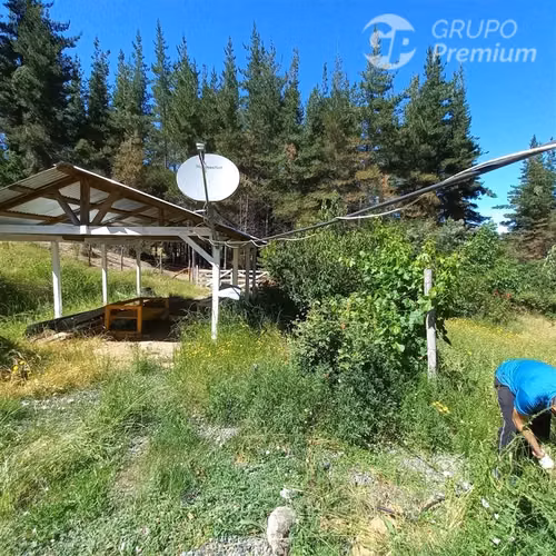 parcela con casa en Lomas de Vaquez Longavi