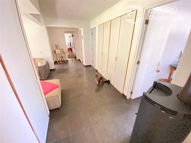 Parcela en venta de 4D 3B piscina cabaña de visitas en Lampa