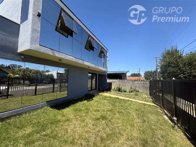 Oficinas + casa nueva en centro de Pitrufquén | 8 privados |
