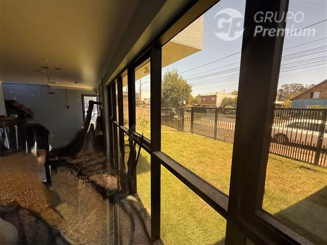 Oficinas + casa nueva en centro de Pitrufquén | 8 privados |