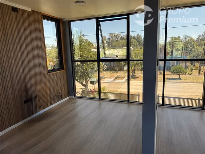 Oficinas + casa nueva en centro de Pitrufquén | 8 privados |