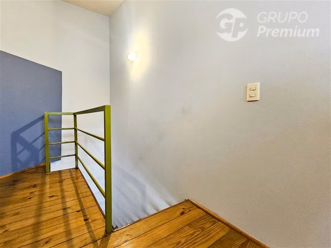 Loft patrimonial en Plaza La Matriz - Amoblado y al contado.