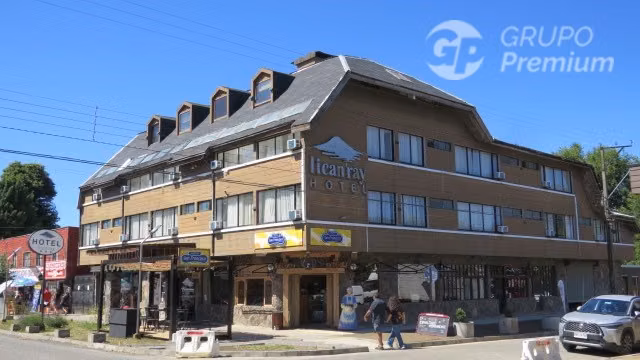 Hotel, Locales Comerciales, Cabaña, en venta Licanray.