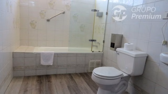 Hotel, Locales Comerciales, Cabaña, en venta Licanray.