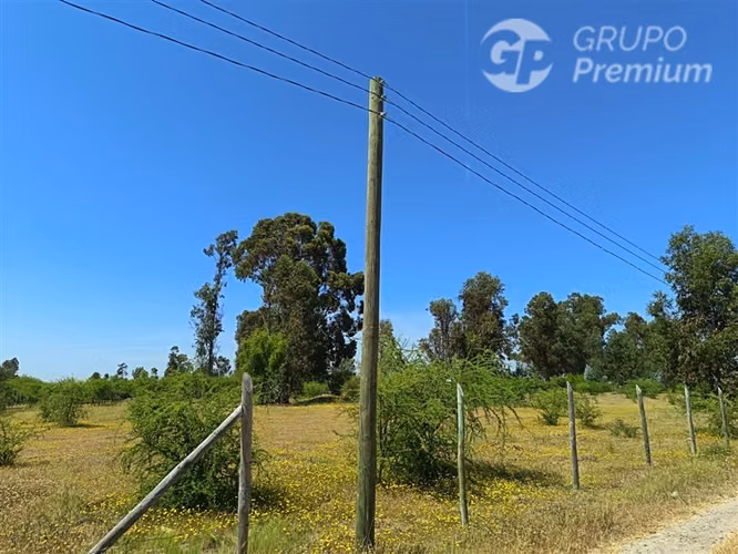Parcelas 5000 m2 en venta Sector Retiro Camino a Villaseca.