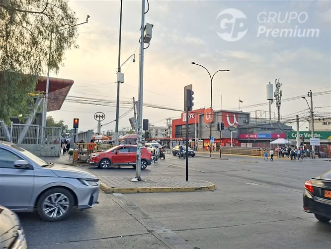 Departamento en venta de 3 dormitorios en Lo Prado