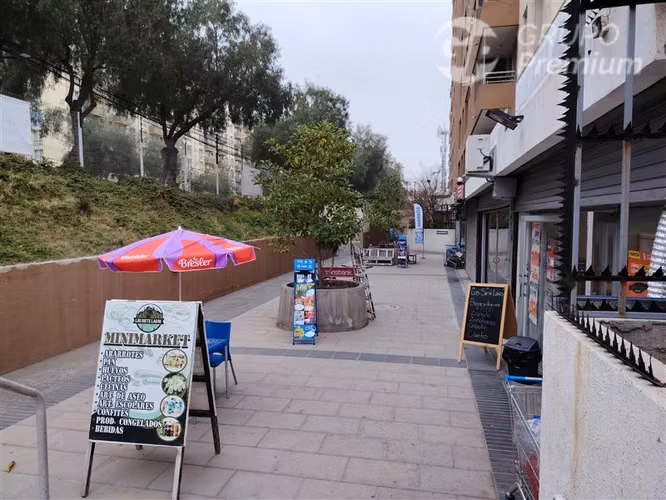 ARRIENDO DE LOCAL COMERCIAL PUDAHUEL METRO BARRANCAS (L5)