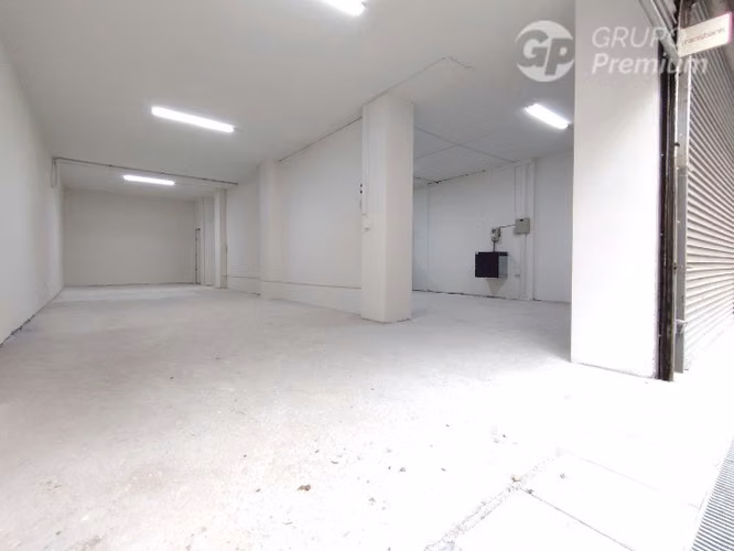 ARRIENDO DE LOCAL COMERCIAL PUDAHUEL METRO BARRANCAS (L5)
