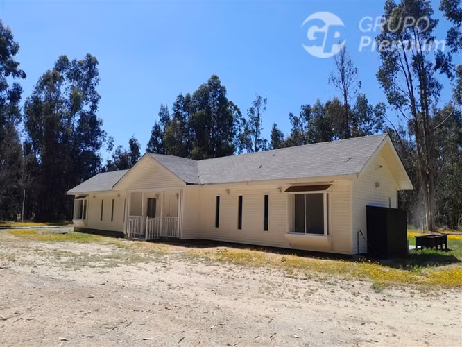 Excelente casa en venta de 4 dorm. en Zapallar