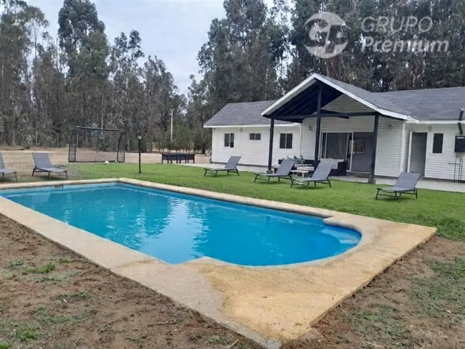 Excelente casa en venta de 4 dorm. en Zapallar