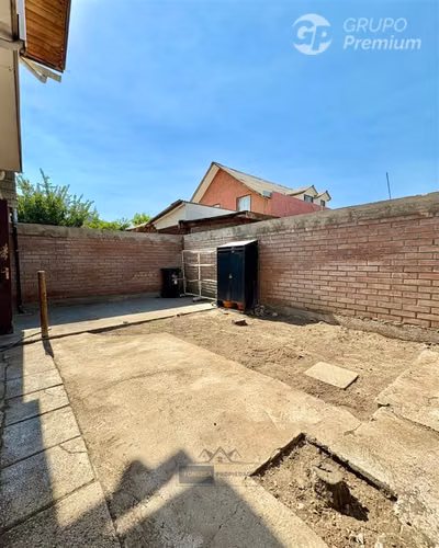 Casa en venta en Villa Los Morenos , Los Andes, 4D-2B