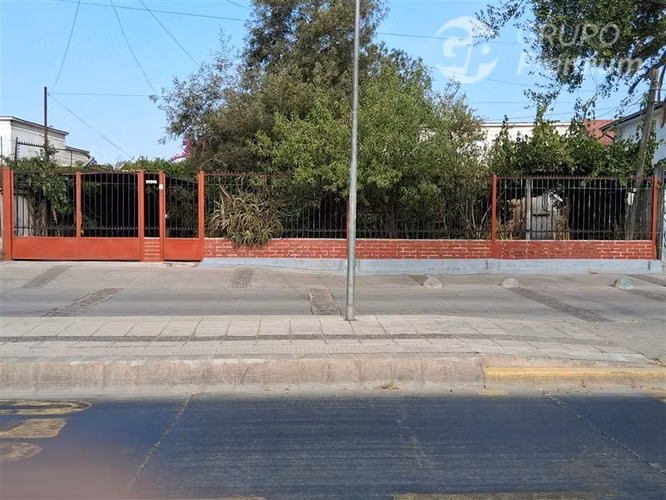 CASA QUINTA EN VENTA EN MAIPU !!!! MUY CERCA DEL CENTRO.