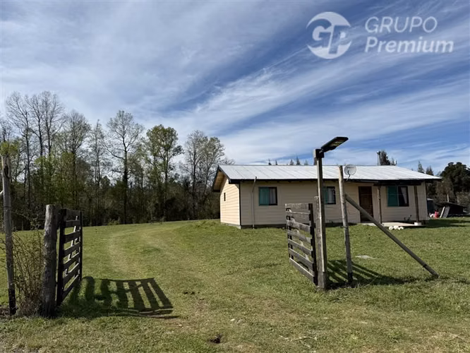 Casa en venta de 3 dorm. en Pitrufquén