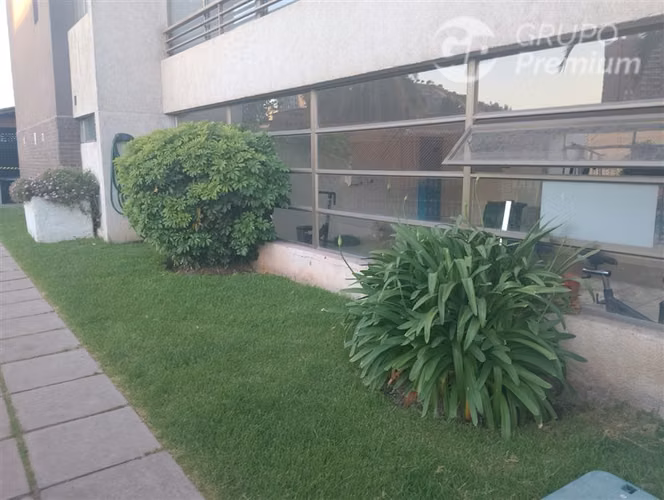 Venta acogedor departamento 2D2B1E1B Av. Peru Recoleta.