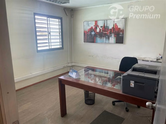 Propiedad Industrial en venta en La Granja